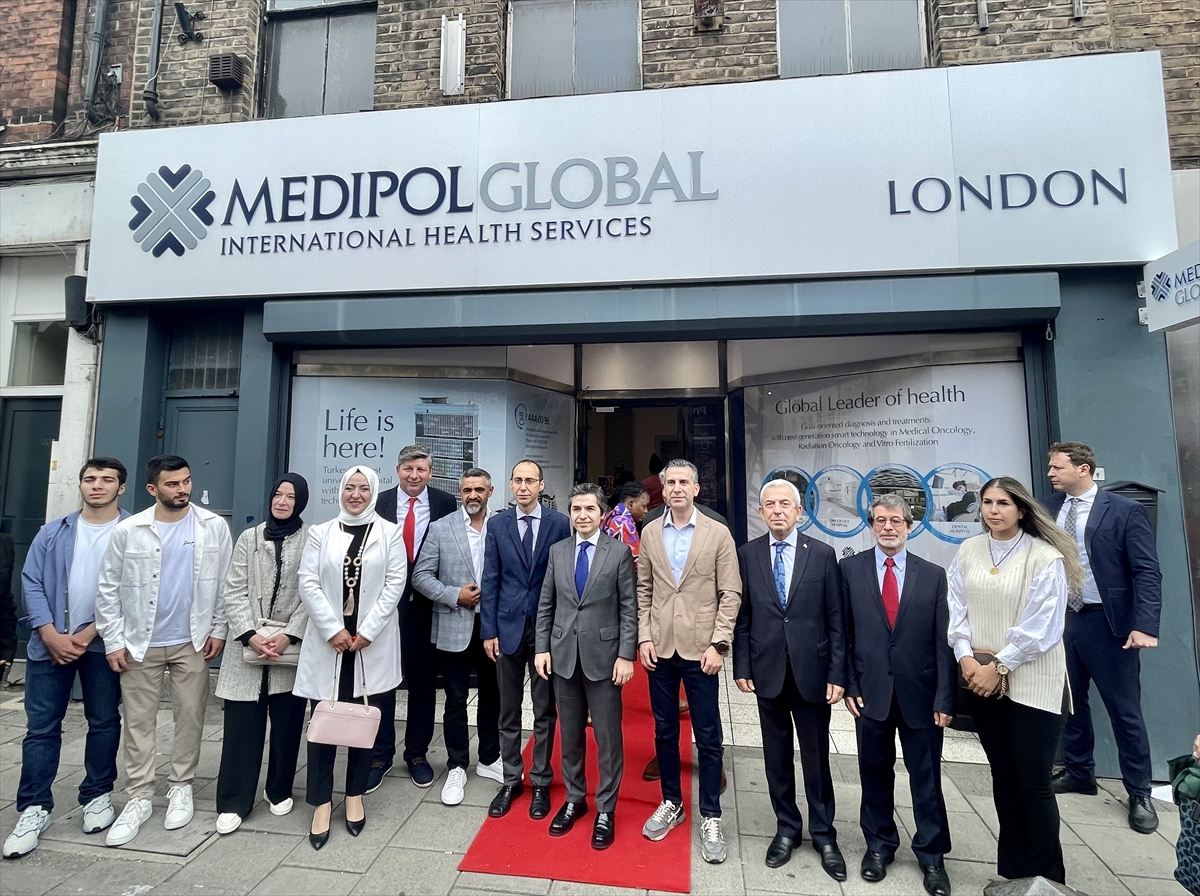 Medipol Hastanesinin Londra temsilcilik ofisi törenle hizmete açıldı